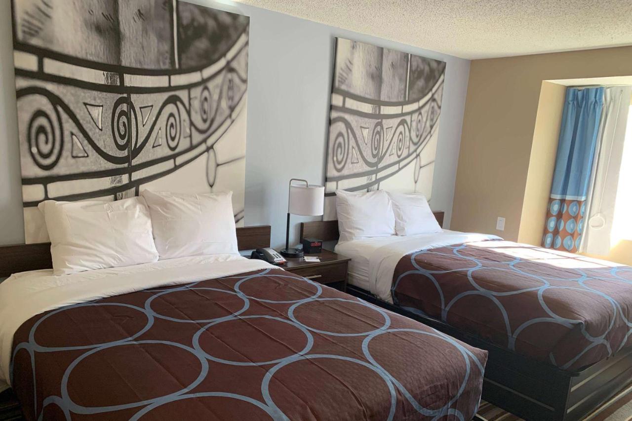 Super 8 By Wyndham Joliet Hotel Eksteriør billede